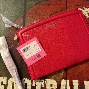 NEW KATE SPADE RED PEBBLE LEATHER CLUTCH WRISTLET CREDIT CARD WALLET BAG K5612 X
